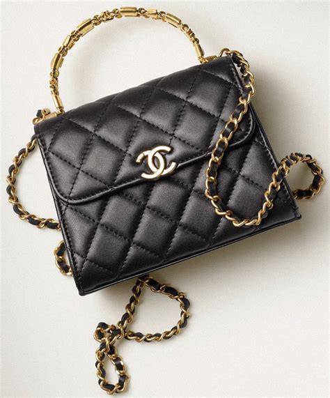 chanel mini clutch on chain